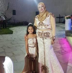 Meet your Posher, Imen